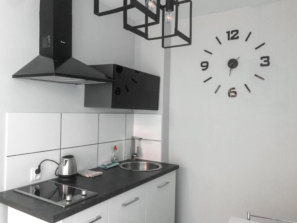 Przed świtem Hostel