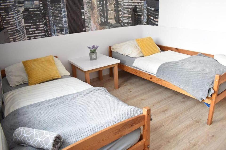 Hostel Przed świtem *